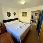 Edificio Marta La Caleta Lägenhet