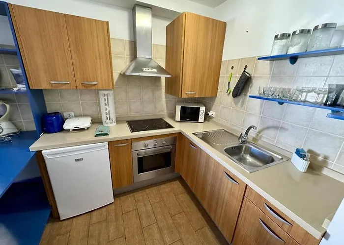 Edificio Marta La Caleta * Costa Adeje